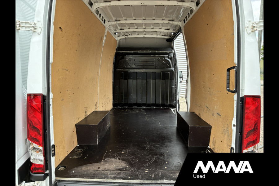 Iveco Daily 35S18 180pk 3.0L L2LH2 Hi-Matic Automaat Imperiaal Trekhaak Cruise Camera Climate Control