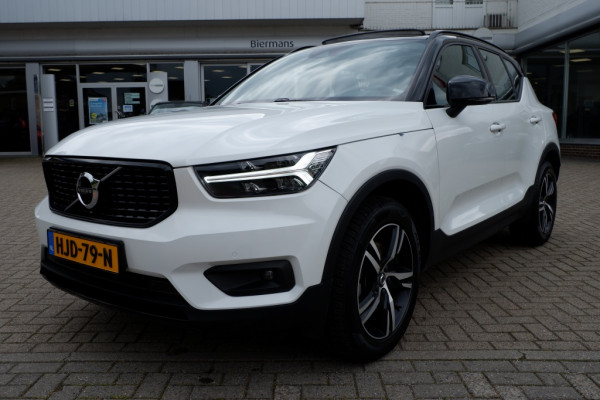Volvo XC40 2.0 T4 AWD R-disign / INCL. 12 mnd BOVAG / Schuif-kantel dak