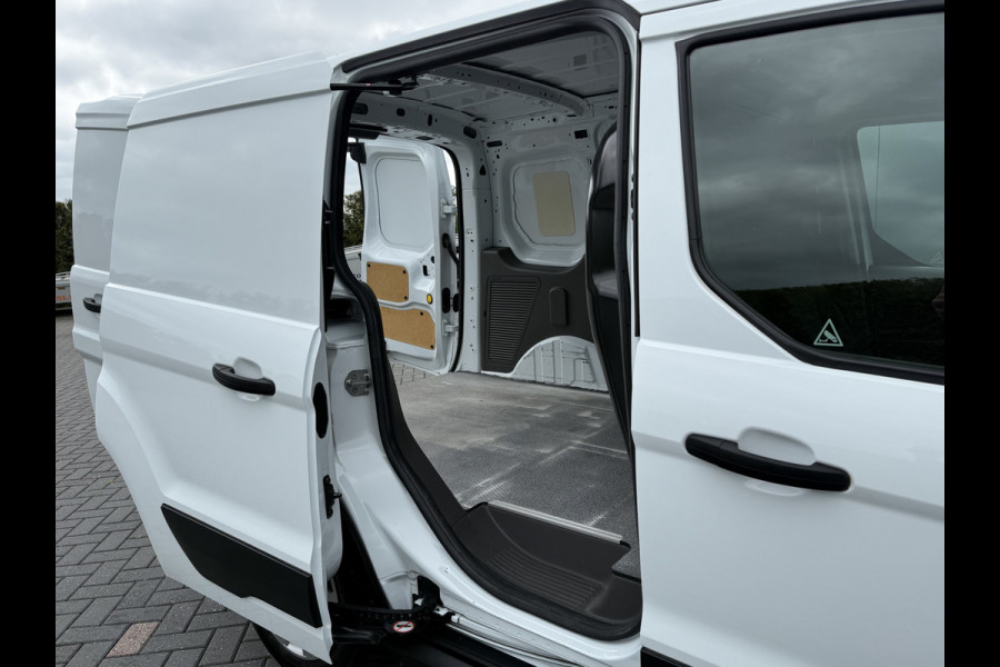 Ford Transit Connect 1.5 EcoBlue 100 PK AUTOMAAT / L1H1 / TREKHAAK / 3-ZITS / CAMERA / AIRCO / CRUISE / NAVI
