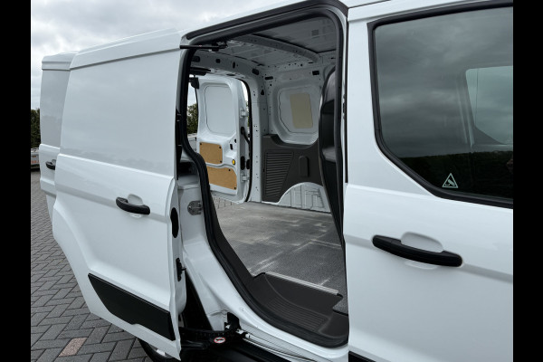 Ford Transit Connect 1.5 EcoBlue 100 PK AUTOMAAT / L1H1 / TREKHAAK / 3-ZITS / CAMERA / AIRCO / CRUISE / NAVI