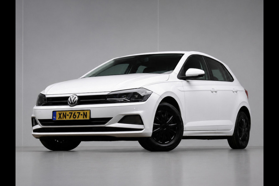 Volkswagen Polo 1.0 Comfortline Sport (BLACK AND WHITE EDITON,LED,AIRCO,BLUETOOTH,SPORTSTOELEN,NETTE STAAT,NIEUWE APK)
