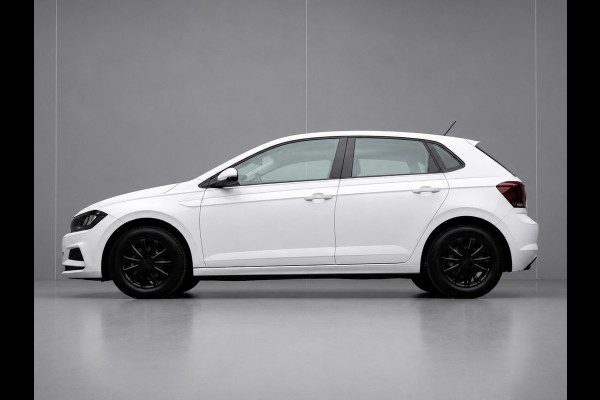 Volkswagen Polo 1.0 Comfortline Sport (BLACK AND WHITE EDITON,LED,AIRCO,BLUETOOTH,SPORTSTOELEN,NETTE STAAT,NIEUWE APK)