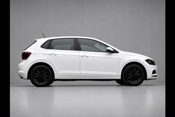 Volkswagen Polo 1.0 Comfortline Sport (BLACK AND WHITE EDITON,LED,AIRCO,BLUETOOTH,SPORTSTOELEN,NETTE STAAT,NIEUWE APK)