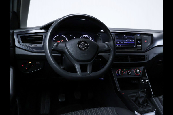 Volkswagen Polo 1.0 Comfortline Sport (BLACK AND WHITE EDITON,LED,AIRCO,BLUETOOTH,SPORTSTOELEN,NETTE STAAT,NIEUWE APK)