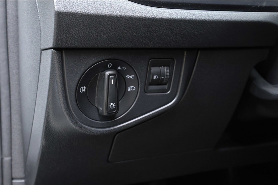 Volkswagen Polo 1.0 Comfortline Sport (BLACK AND WHITE EDITON,LED,AIRCO,BLUETOOTH,SPORTSTOELEN,NETTE STAAT,NIEUWE APK)