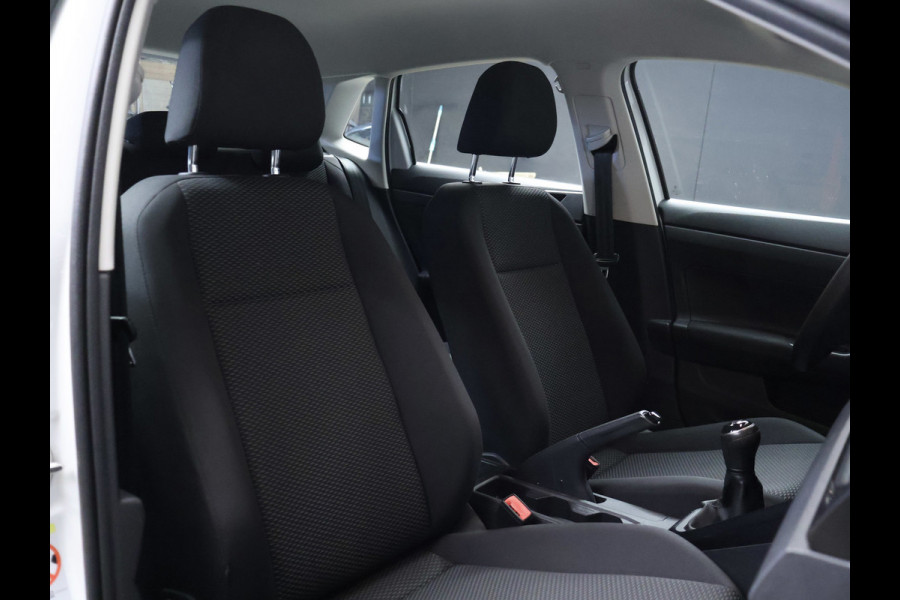 Volkswagen Polo 1.0 Comfortline Sport (BLACK AND WHITE EDITON,LED,AIRCO,BLUETOOTH,SPORTSTOELEN,NETTE STAAT,NIEUWE APK)