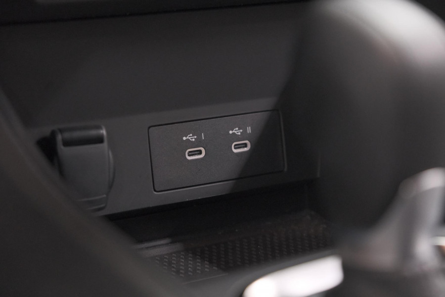 Renault Captur 1.6 E-Tech Full Hybrid 145 Techno | Camera | Navigatie | Apple Carplay | Parkeersensoren