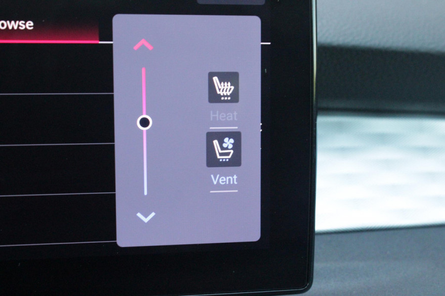 Alfa Romeo Tonale 1.5T Hybrid 160PK VELOCE | PREMIUM PACK: LEDEREN BEKLEDING/GEVENTILEERDE VOORSTOELEN/4-VOUDIG ELEKTRISCH VERSTELBARE LENDESTEUN VOORSTOELEN/ELEKTRISCH BEDIENBARE /HOOGGLANS ZWARTE RAAMOMLIJSTING/AMBIENT LIGHTING | TECHNOLOGY PACK: PARKEERWAARSCHUWING VOOR EN ACHTER/360° CAMERA/AUTOMATISCH INPARKEREN/ AUTONOMOUS DRIVING LEVEL 2: ADAPTIVE CRUISE CONTROL/LANE CENTERING ASSIST/TRAFFIC JAM ASSIST DODEHOEK DETECTIE AUTOMATISCH DIMMENDE BUITENSPIEGELS ELEKTRISCH BEDIENBARE ACHTERKLEP | WINTERPACK: STOELVERWARMING VOOR/STUURVERWARMING/VERWARMBARE RUITENSPROEIERS | 19" LICHTMET
