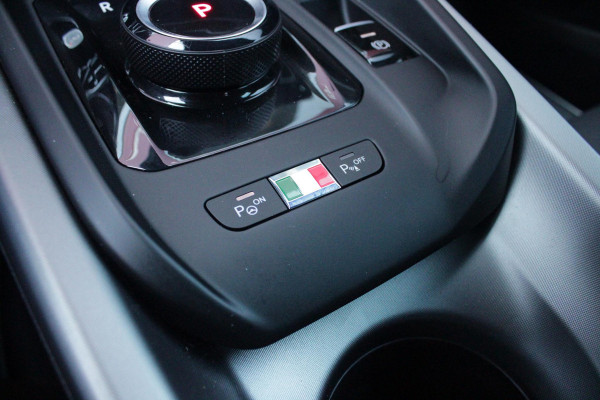Alfa Romeo Tonale 1.5T Hybrid 160PK VELOCE | PREMIUM PACK: LEDEREN BEKLEDING/GEVENTILEERDE VOORSTOELEN/4-VOUDIG ELEKTRISCH VERSTELBARE LENDESTEUN VOORSTOELEN/ELEKTRISCH BEDIENBARE /HOOGGLANS ZWARTE RAAMOMLIJSTING/AMBIENT LIGHTING | TECHNOLOGY PACK: PARKEERWAARSCHUWING VOOR EN ACHTER/360° CAMERA/AUTOMATISCH INPARKEREN/ AUTONOMOUS DRIVING LEVEL 2: ADAPTIVE CRUISE CONTROL/LANE CENTERING ASSIST/TRAFFIC JAM ASSIST DODEHOEK DETECTIE AUTOMATISCH DIMMENDE BUITENSPIEGELS ELEKTRISCH BEDIENBARE ACHTERKLEP | WINTERPACK: STOELVERWARMING VOOR/STUURVERWARMING/VERWARMBARE RUITENSPROEIERS | 19" LICHTMET