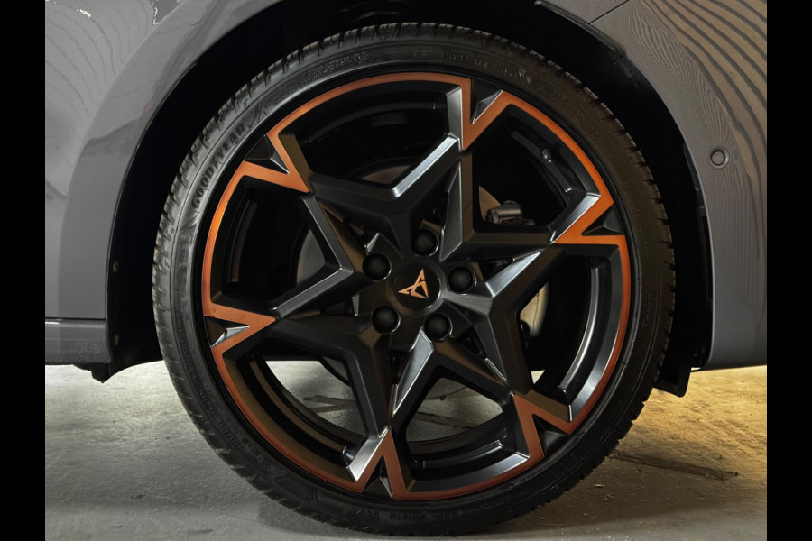CUPRA Leon 1.5 eTSI VZ Performance PANO|TREKHAAK|SENNHEISER|AMBIENT|ACC|19 INCH