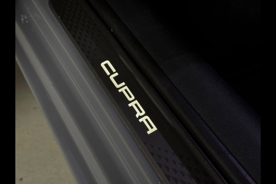 CUPRA Leon 1.5 eTSI VZ Performance PANO|TREKHAAK|SENNHEISER|AMBIENT|ACC|19 INCH