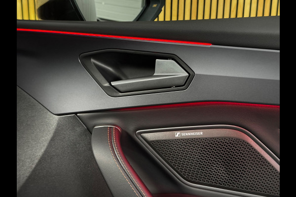 CUPRA Leon 1.5 eTSI VZ Performance PANO|TREKHAAK|SENNHEISER|AMBIENT|ACC|19 INCH