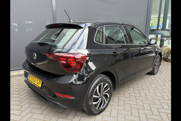Volkswagen Polo 1.0 TSI Life Airco -  Apple carplay - Navigatie - Cruise control - Bluetooth - Led verlichting - Licht metalen velgen 15 inch - Radio - Stuur multifunctioneel - Elektrische ramen - Start/stop systeem - Stuur leder