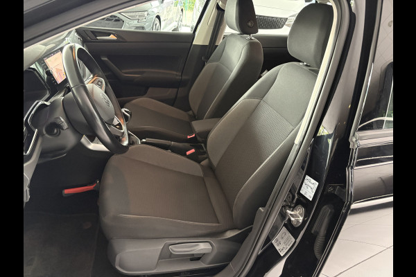 Volkswagen Polo 1.0 TSI Life Airco -  Apple carplay - Navigatie - Cruise control - Bluetooth - Led verlichting - Licht metalen velgen 15 inch - Radio - Stuur multifunctioneel - Elektrische ramen - Start/stop systeem - Stuur leder