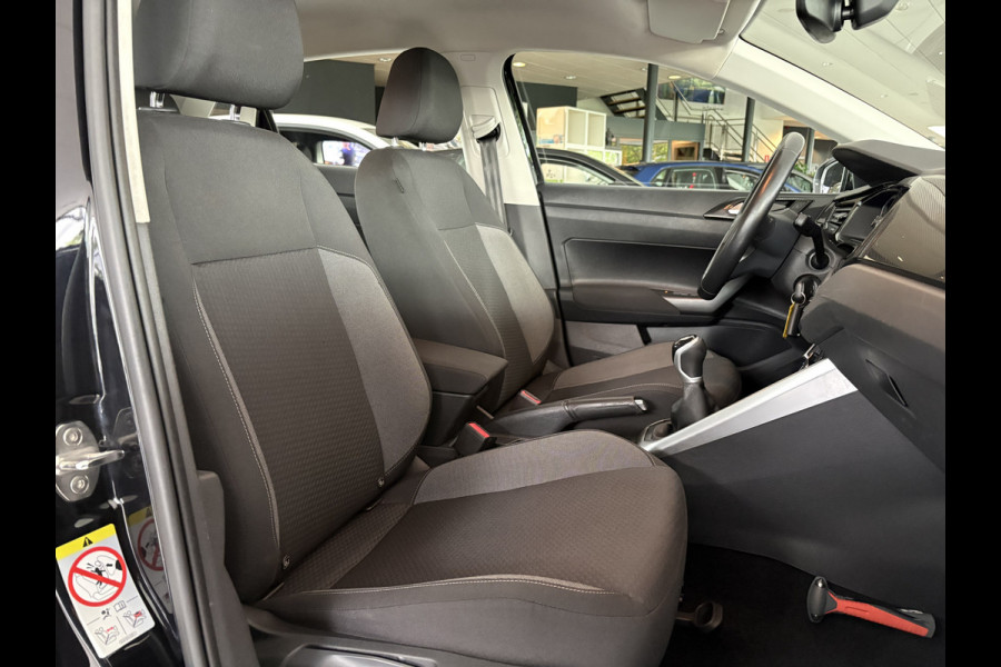 Volkswagen Polo 1.0 TSI Life Airco -  Apple carplay - Navigatie - Cruise control - Bluetooth - Led verlichting - Licht metalen velgen 15 inch - Radio - Stuur multifunctioneel - Elektrische ramen - Start/stop systeem - Stuur leder