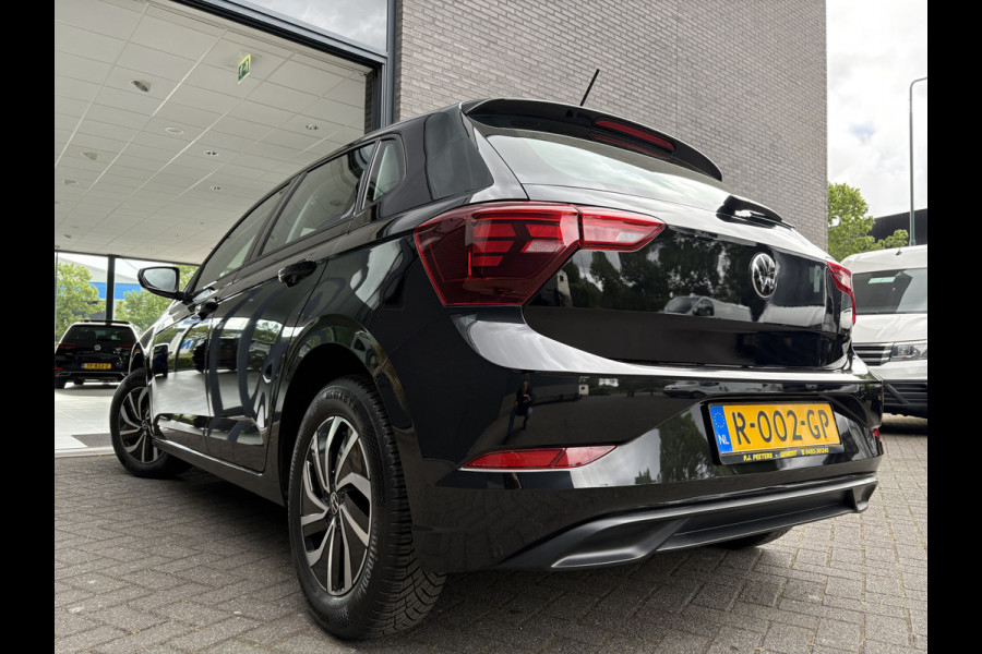 Volkswagen Polo 1.0 TSI Life Airco -  Apple carplay - Navigatie - Cruise control - Bluetooth - Led verlichting - Licht metalen velgen 15 inch - Radio - Stuur multifunctioneel - Elektrische ramen - Start/stop systeem - Stuur leder