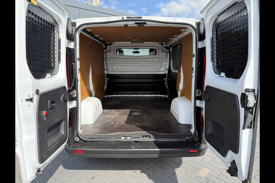 Renault Trafic 1.6 dCi / L1H1 / 1e EIGENAAR / AIRCO / CRUISE / NAVI / PARKEERSENSOREN / BLUETOOTH