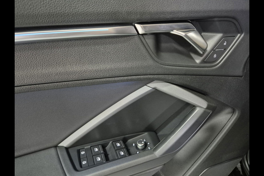 Audi Q3 Sportback 35 TFSI S Line | 3x S-Line | Clima| Pano | Camera | Navi | Stoelverwarming | Sonos |