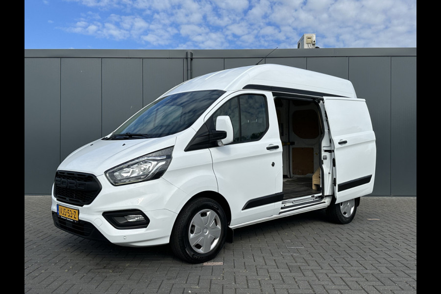 Ford Transit Custom 2.0 TDCI 130 PK AUTOMAAT / L1H2 / 1e EIG. / TREKHAAK / CAMERA / AIRCO / CRUISE / CARPLAY