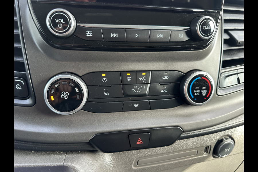 Ford Transit Custom 2.0 TDCI 130 PK AUTOMAAT / L1H2 / 1e EIG. / TREKHAAK / CAMERA / AIRCO / CRUISE / CARPLAY