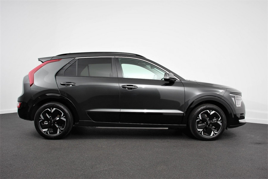 Kia Niro EV DynamicPlusLine 64.8 kWh Navigatie Half Leder Schuif-kantel dak Electrisch bedienbare achterklep DAB Led Camera Extra Getint Glas Lichtmetalen Velgen