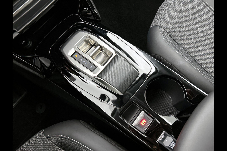 Peugeot 208 1.2 Hybrid 100PK Automaat Allure Navigatie Apple Carplay/Android Auto Airco Camera Parkeer sensoren Cruise Control Led Lichtmetalen Velgen