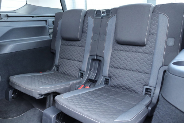 Volkswagen Touran 1.5 TSI 7 persoons / DSG automaat / Pano / Carplay