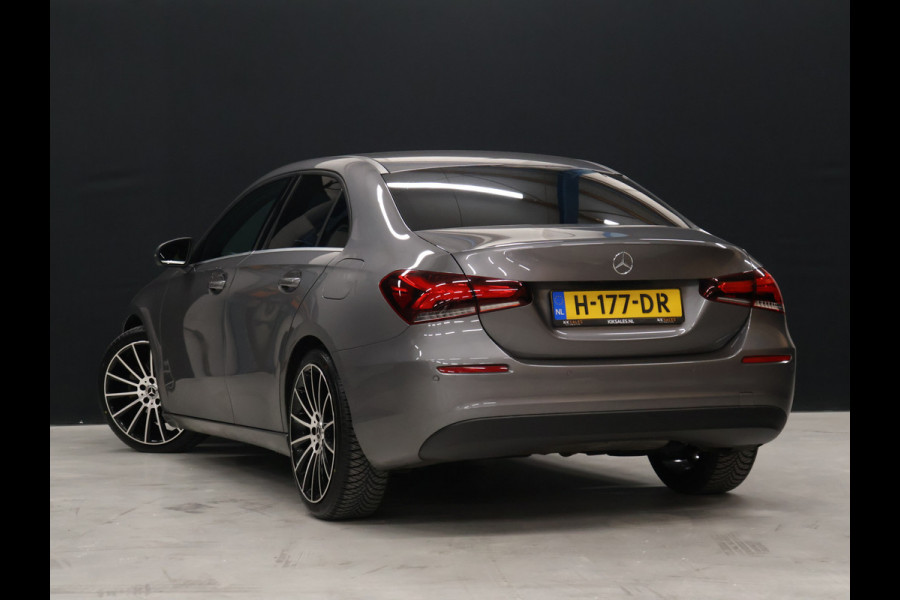 Mercedes-Benz A-Klasse 200 Business Solution [APPLE CARPLAY, ANDROID, STOELVERWARMING, CAMERA, PDC 360, DIGITAL DASH, CRUISE CONTROL, CLIMATE CONTROL, NIEUWSTAAT]
