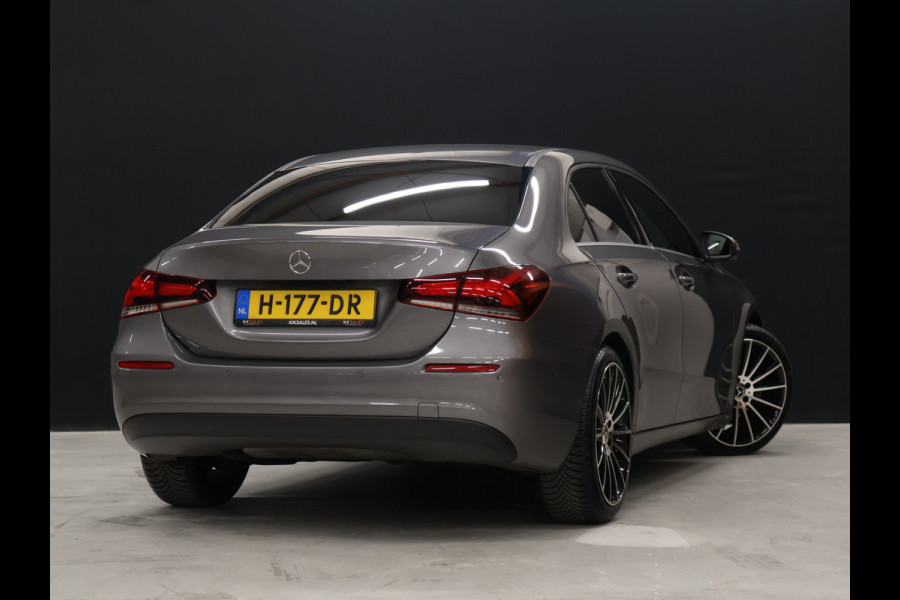 Mercedes-Benz A-Klasse 200 Business Solution [APPLE CARPLAY, ANDROID, STOELVERWARMING, CAMERA, PDC 360, DIGITAL DASH, CRUISE CONTROL, CLIMATE CONTROL, NIEUWSTAAT]