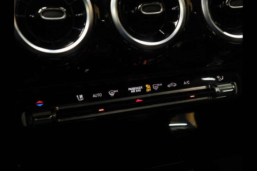 Mercedes-Benz A-Klasse 200 Business Solution [APPLE CARPLAY, ANDROID, STOELVERWARMING, CAMERA, PDC 360, DIGITAL DASH, CRUISE CONTROL, CLIMATE CONTROL, NIEUWSTAAT]