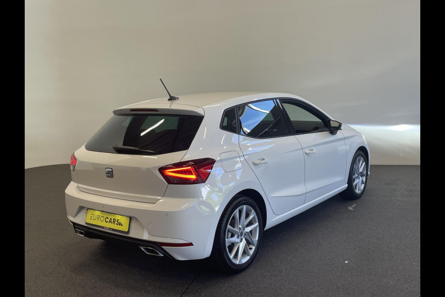 Seat Ibiza 1.0 110pk TSI DSG FR | DEMO ! | Climate control Cruise control LED Voorstoelen verwarmd Parkeersensoren Navigatie Apple Carplay/ Android Auto