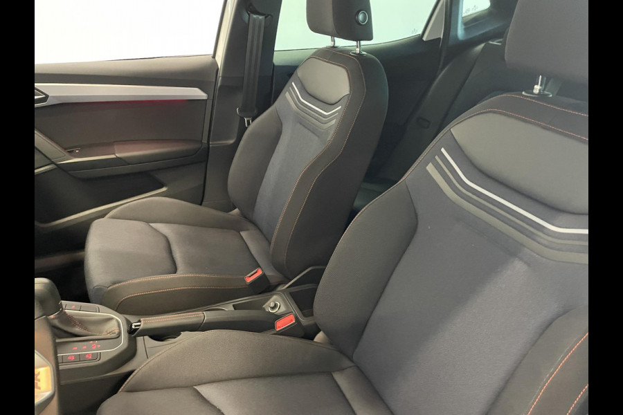 Seat Ibiza 1.0 110pk TSI DSG FR | DEMO ! | Climate control Cruise control LED Voorstoelen verwarmd Parkeersensoren Navigatie Apple Carplay/ Android Auto