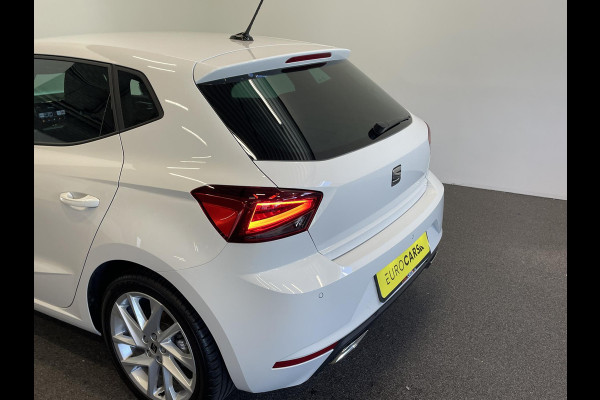Seat Ibiza 1.0 110pk TSI DSG FR | DEMO ! | Climate control Cruise control LED Voorstoelen verwarmd Parkeersensoren Navigatie Apple Carplay/ Android Auto