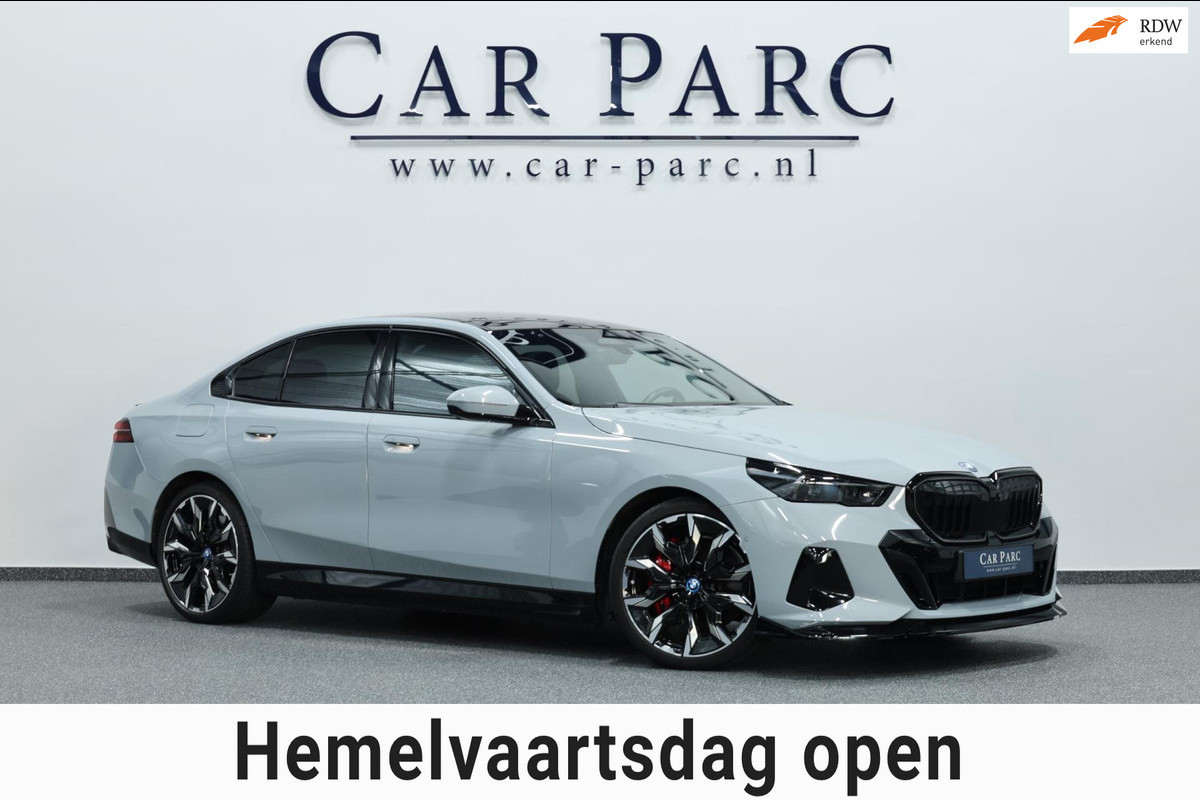 BMW 5 Serie 550e xDrive 489+PK M-Performance LASERLIGHT/BOWERS & WILKINS/PANO/LEDER/HUD/20" LMV/360 CAM/ACC/ECC/FABRIEKSGARANTIE!