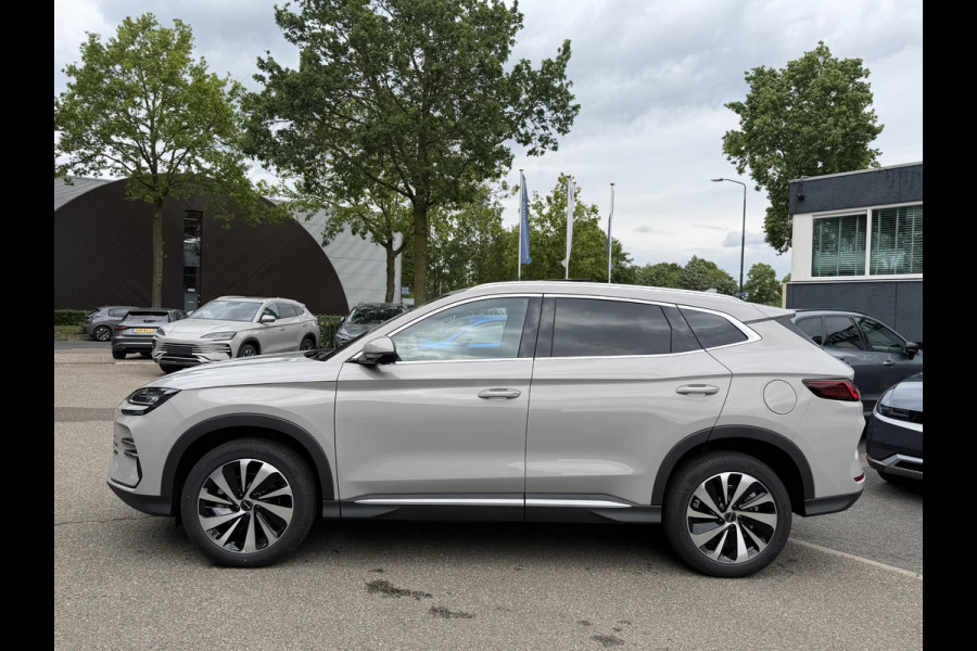 BYD SEAL U 1.5 DM-i FWD Boost NIEUWE AUTO UIT VOORRAAD LEVERBAAR | 6 JAAR GARANTIE T/M 02-2032 | ALL-IN PRIJS | BTW VERREKENBAAR | FULL OPTION | PANODAK | ELEKTRISCHE STOELEN | ELEKTRISCHE ACHTERKLEP | BOUNDLESS CLOUD