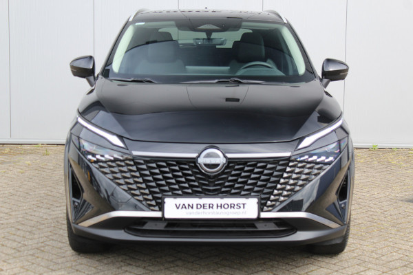 Nissan QASHQAI 1.3-158pk MHEV Xtronic N-Connecta AUTOMAAT ! Gun u het comfort en gemak van deze prachtige automaat ! Navigatie, Cruise Cntrl, Autm. airco dual, Camera, Dodehoek assist, Winter Pack, All Season banden, Digitaal dashboard, LED verlichting etc.