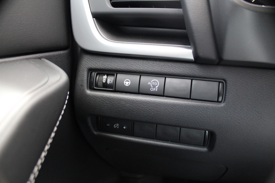 Nissan QASHQAI 1.3-158pk MHEV Xtronic N-Connecta AUTOMAAT ! Gun u het comfort en gemak van deze prachtige automaat ! Navigatie, Cruise Cntrl, Autm. airco dual, Camera, Dodehoek assist, Winter Pack, All Season banden, Digitaal dashboard, LED verlichting etc.