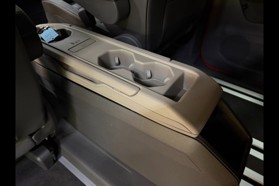 Volkswagen Multivan 1.4 eHybrid BULLI ADAPTIVE-ONDERSTEL/STOELMASSAGE+VENTILATIE/LEDER/H-KARDON/H-UP/DAB/TREKH/CARPLAY///