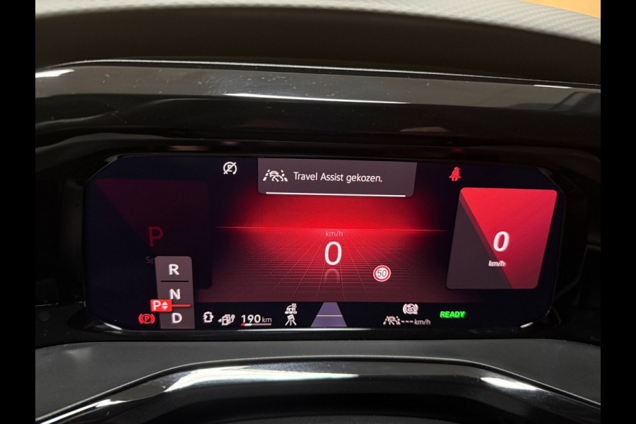 Volkswagen Multivan 1.4 eHybrid BULLI ADAPTIVE-ONDERSTEL/STOELMASSAGE+VENTILATIE/LEDER/H-KARDON/H-UP/DAB/TREKH/CARPLAY///
