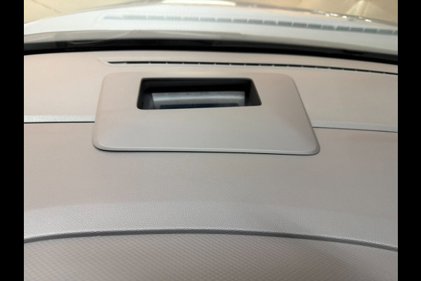 Volkswagen Multivan 1.4 eHybrid BULLI ADAPTIVE-ONDERSTEL/STOELMASSAGE+VENTILATIE/LEDER/H-KARDON/H-UP/DAB/TREKH/CARPLAY///