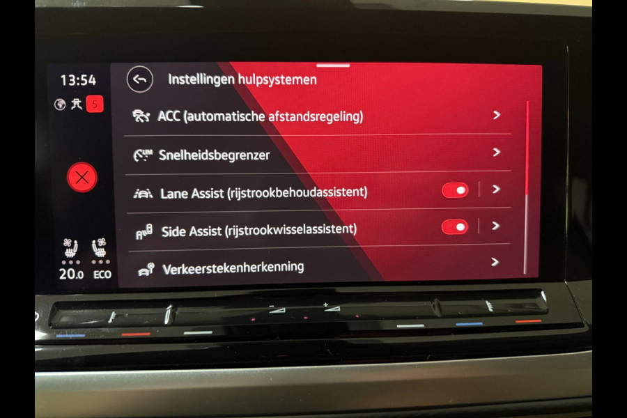 Volkswagen Multivan 1.4 eHybrid BULLI ADAPTIVE-ONDERSTEL/STOELMASSAGE+VENTILATIE/LEDER/H-KARDON/H-UP/DAB/TREKH/CARPLAY///