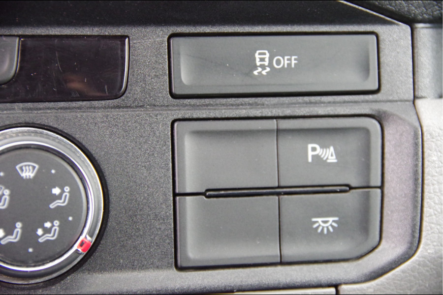 MAN TGE 3.140 35 2.0 L3H3(L2H2) 140PK AUT. LED, TREKHAAK, LEDER, CAMERA, NAVI, CRUISE, AIRCO, PARKEERSENSOREN, NL AUTO, NAP