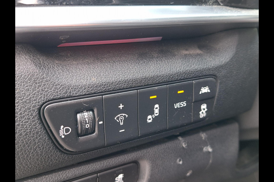 Kia e-Niro ExecutiveLine 64 kWh | SOH: nnb | Leder | 3 Fase | Warmtepomp | Blindspot | Adaptive Cc | Camera |