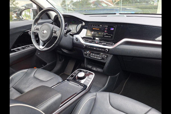 Kia e-Niro ExecutiveLine 64 kWh | SOH: nnb | Leder | 3 Fase | Warmtepomp | Blindspot | Adaptive Cc | Camera |