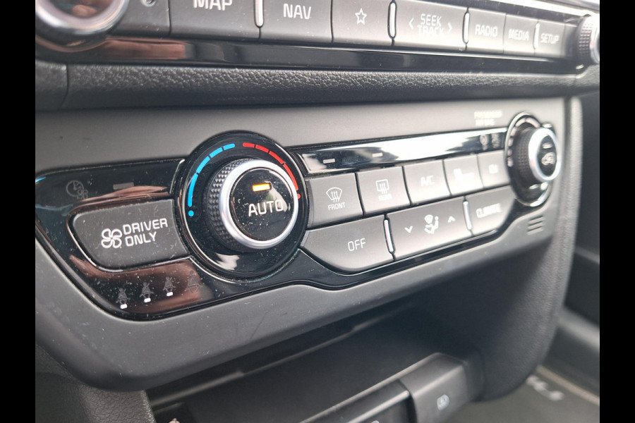 Kia e-Niro ExecutiveLine 64 kWh | SOH: nnb | Leder | 3 Fase | Warmtepomp | Blindspot | Adaptive Cc | Camera |