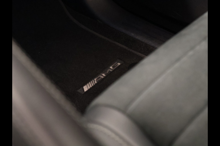 Mercedes-Benz GLE 350 e 4MATIC AMG Sport [SCHUIFKANTELDAK, BURMESTER, MEMORY SEATS, SFEERVERLICHTING, APPLE CARPLAY, STOELVERWARMING, CAMERA, CRUISE CONTROL, NAVIGATIE, BLUETOOTH, CLIMATE CONTROL, NIEUWSTAAT]
