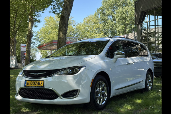 Chrysler Pacifica 3.6 V6 Limited Stow & Go