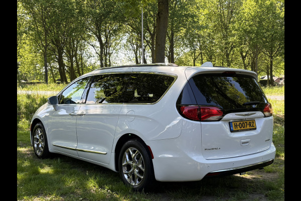 Chrysler Pacifica 3.6 V6 Limited Stow & Go