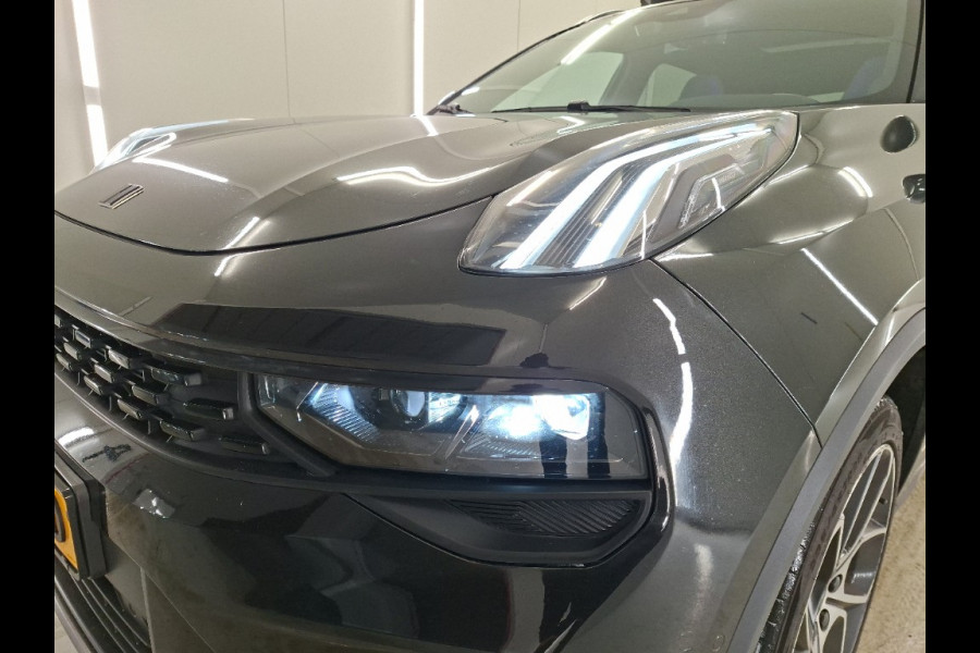 Lynk & Co 01 1.5 262pk Plug-in Black Optic 360° Pano.dak Carplay