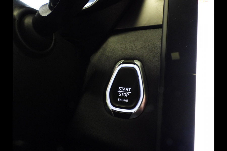 Lynk & Co 01 1.5 PHEV BlackEdition NAVI/360CAM/SCHUIFDAK/LED/20"LMV!